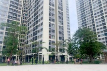 Hai mẹ con rơi từ tầng 12 chung cư xuống đất tử vong