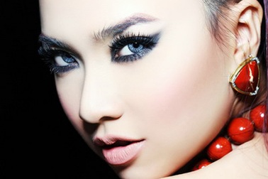 Đinh Ngọc Diệp xem World Cup 2010 vì... Messi