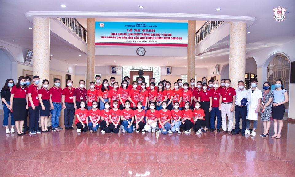 40 giảng viên, sinh viên Đại học Y Hà Nội tình nguyện chi viện Bắc Ninh - 3 40 giảng viên, sinh viên Đại học Y Hà Nội tình nguyện chi viện Bắc Ninh - 3