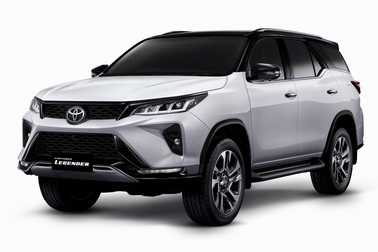 Toyota Fortuner phiên bản nâng cấp 2021 có gì mới?