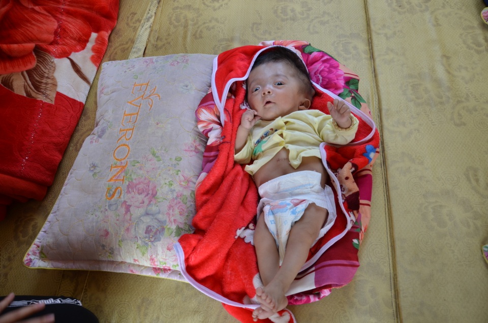Em bé khắc khoải chờ bàn tay nhân ái được bạn đọc giúp đỡ 335 triệu đồng - 2 Em bé khắc khoải chờ bàn tay nhân ái được bạn đọc giúp đỡ 335 triệu đồng - 2