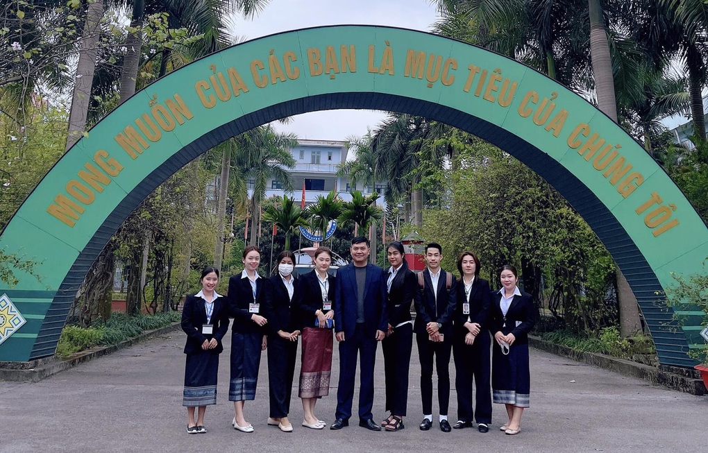Du học sinh Lào, Campuchia tự tin có việc làm tốt sau khi học tại Việt Nam - 6 Du học sinh Lào, Campuchia tự tin có việc làm tốt sau khi học tại Việt Nam - 6