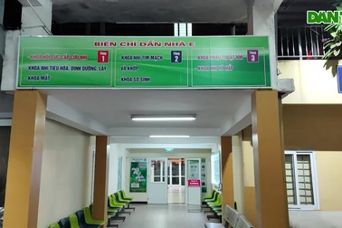 Vụ bé 3 tuổi nghi bị đinh cắm vào đầu: Vết thương đã có từ lâu?