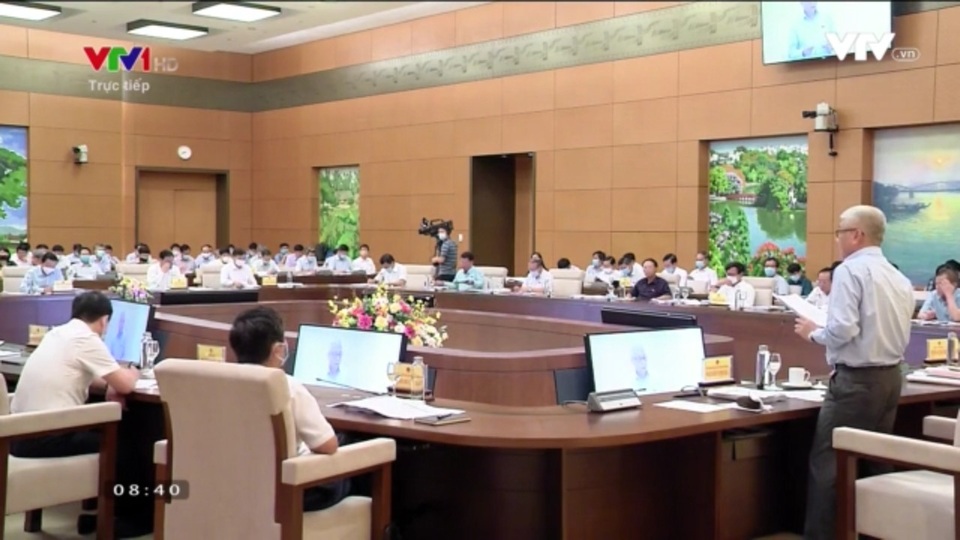 2 Bộ trưởng trả lời về an ninh nguồn nước của Việt Nam - 1 2 Bộ trưởng trả lời về an ninh nguồn nước của Việt Nam - 1