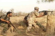 Quân đội Syria tấn công dồn dập các phòng tuyến của IS ở  Deir Ezzor