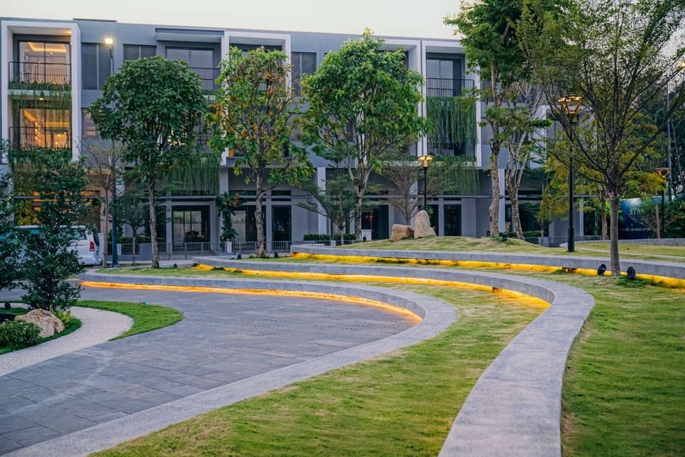 Nhà phố, chung cư kém hấp dẫn, giới doanh nhân Bình Dương săn khu biệt lập - 1 Nhà phố, chung cư kém hấp dẫn, giới doanh nhân Bình Dương săn khu biệt lập - 1