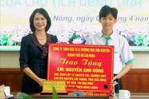 Nam sinh chuyên tin được tỉnh Đắk Nông thưởng 100 triệu đồng