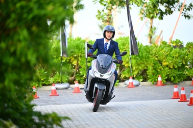 Yamaha LEXi 155VVA-ABS - Thiết kế hiện đại, thể thao, nhiều tính năng tiện ích