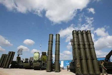 Nga bác bỏ tin bán hệ thống tên lửa S-400 cho Trung Quốc