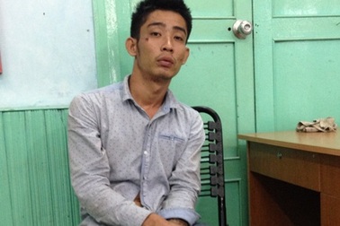 Nổ súng khống chế đối tượng dùng mã tấu chống cảnh sát