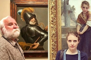 Ngỡ ngàng khi phát hiện ra "bản sao" của mình... trong tranh