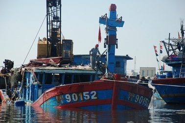 Vụ kiện tàu Trung Quốc: Cần cân nhắc các bước đi phù hợp