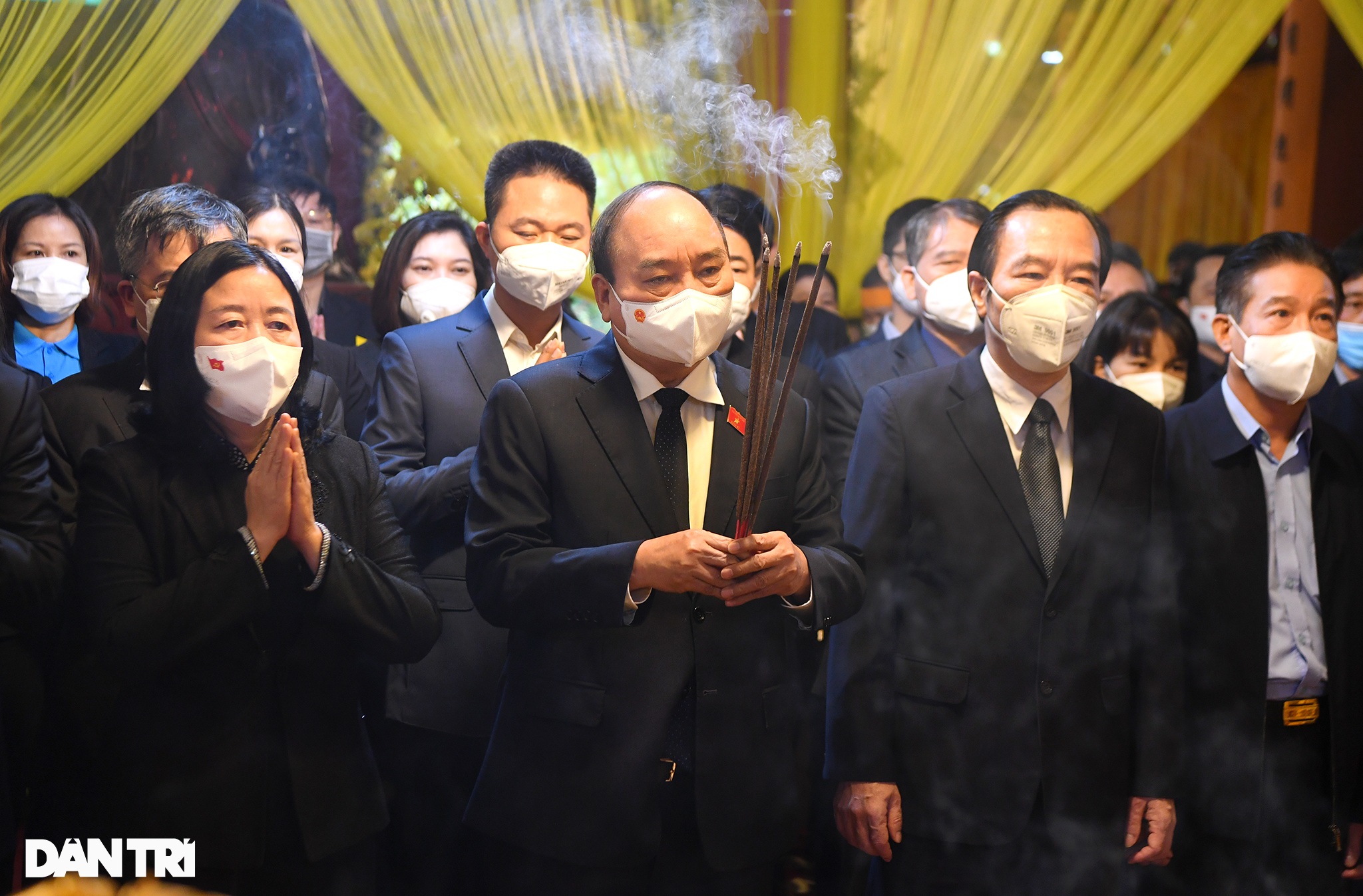 Chủ tịch nước Nguyễn Xuân Phúc dự lễ viếng Đại lão hòa thượng Thích Phổ Tuệ - 1 Chủ tịch nước Nguyễn Xuân Phúc dự lễ viếng Đại lão hòa thượng Thích Phổ Tuệ - 1