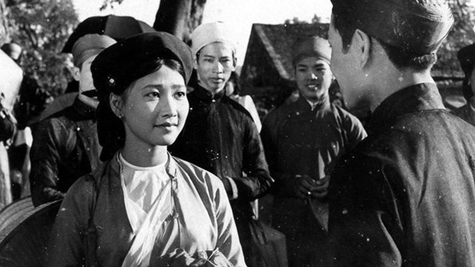Chiếu phim chào mừng Đại hội XIII của Đảng - 1 Chiếu phim chào mừng Đại hội XIII của Đảng - 1