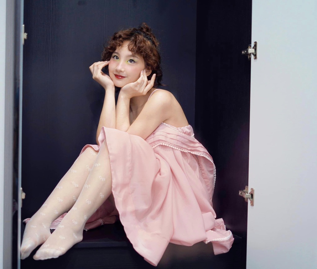 Vẻ đẹp trong veo gây thương nhớ của cô gái Tày trong Món quà của cha - 7