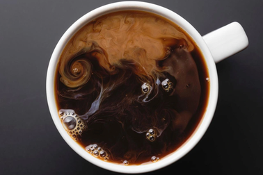 Khoa học tìm ra mối liên hệ giữa tĩnh điện và độ ngon của cà phê