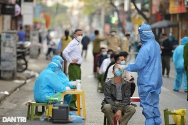 Hà Nội khẩn tìm người đến phòng khám, quán ăn, siêu thị liên quan F0