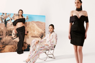 Lôi cuốn phiên bản mới "Mùa hè rực rỡ" của NTK Công Trí