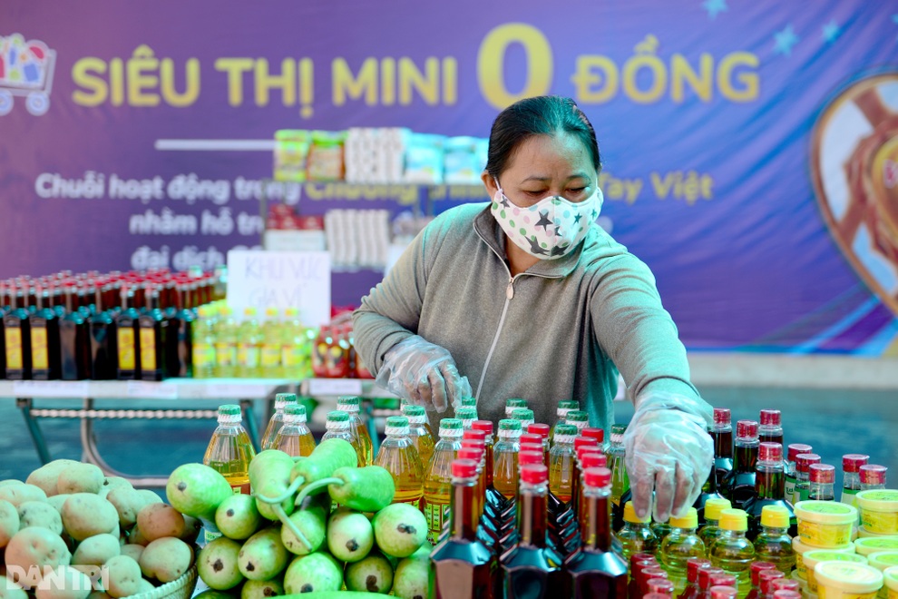 Siêu thị 0 đồng.jpg Siêu thị 0 đồng.jpg
