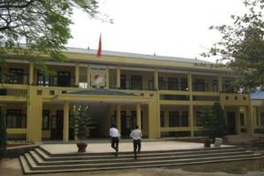 Cựu chiến binh Mỹ giúp xây trường tiểu học ở Thái Nguyên