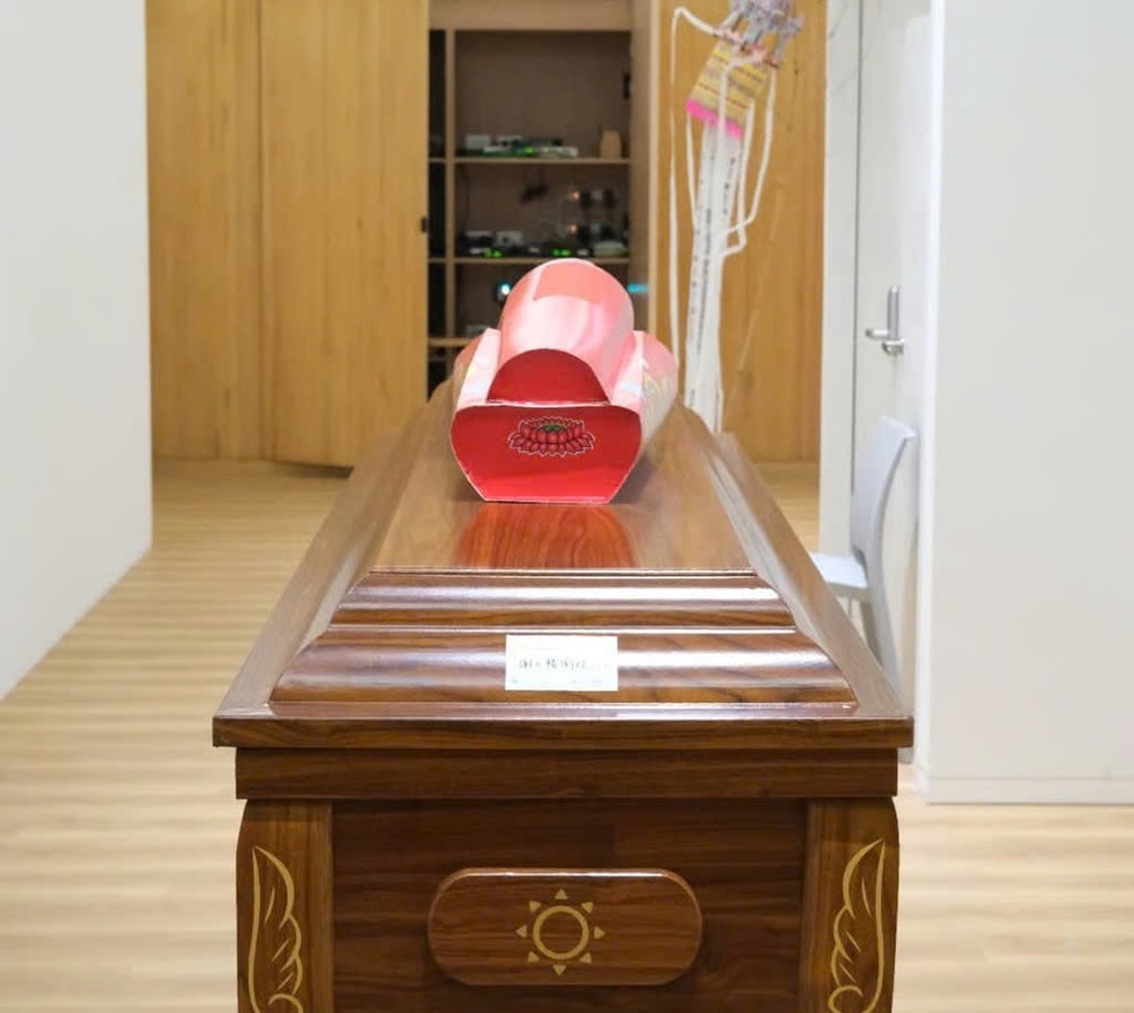 Lễ cúng quan tài rỗng: Nghi thức kỳ lạ nhằm ngăn chặn cái chết thứ ba - 1 Lễ cúng quan tài rỗng: Nghi thức kỳ lạ nhằm ngăn chặn cái chết thứ ba - 1