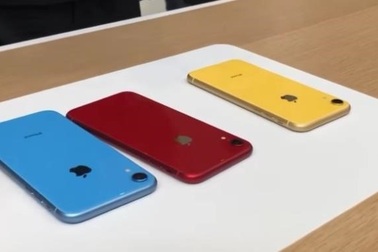 iPhone chính hãng "mất điểm" trước làn sóng giảm giá hàng xách tay