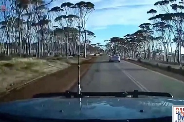 Lấn làn, vượt xe trái luật và... tai nạn