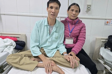 Những tấm lòng nhân ái giúp người đàn ông khiếm thị vượt "cửa tử"