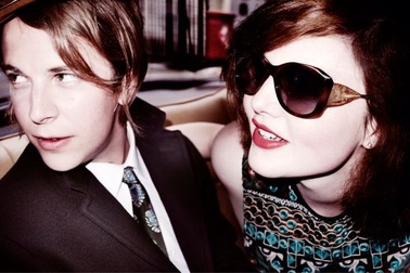 Burberry tung hình ảnh quảng cáo mùa Thu Đông 2015