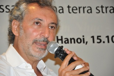 Nhà văn nổi tiếng của Ý đến Việt Nam giới thiệu tiểu thuyết trinh thám