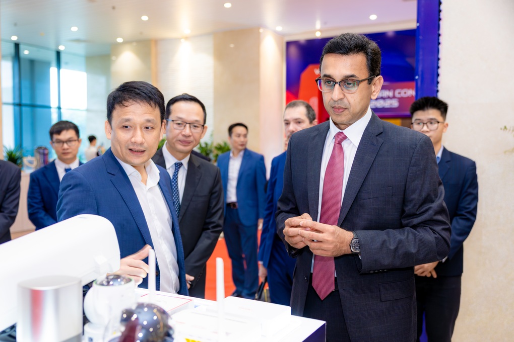 Việt Nam gia nhập nhóm quốc gia dẫn đầu công nghệ 5G - 1 Việt Nam gia nhập nhóm quốc gia dẫn đầu công nghệ 5G - 1