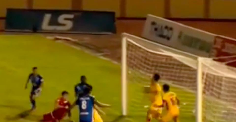 Trọng tài làm dậy sóng V-League và mối quan hệ với Ban tổ chức giải - 2 Trọng tài làm dậy sóng V-League và mối quan hệ với Ban tổ chức giải - 2
