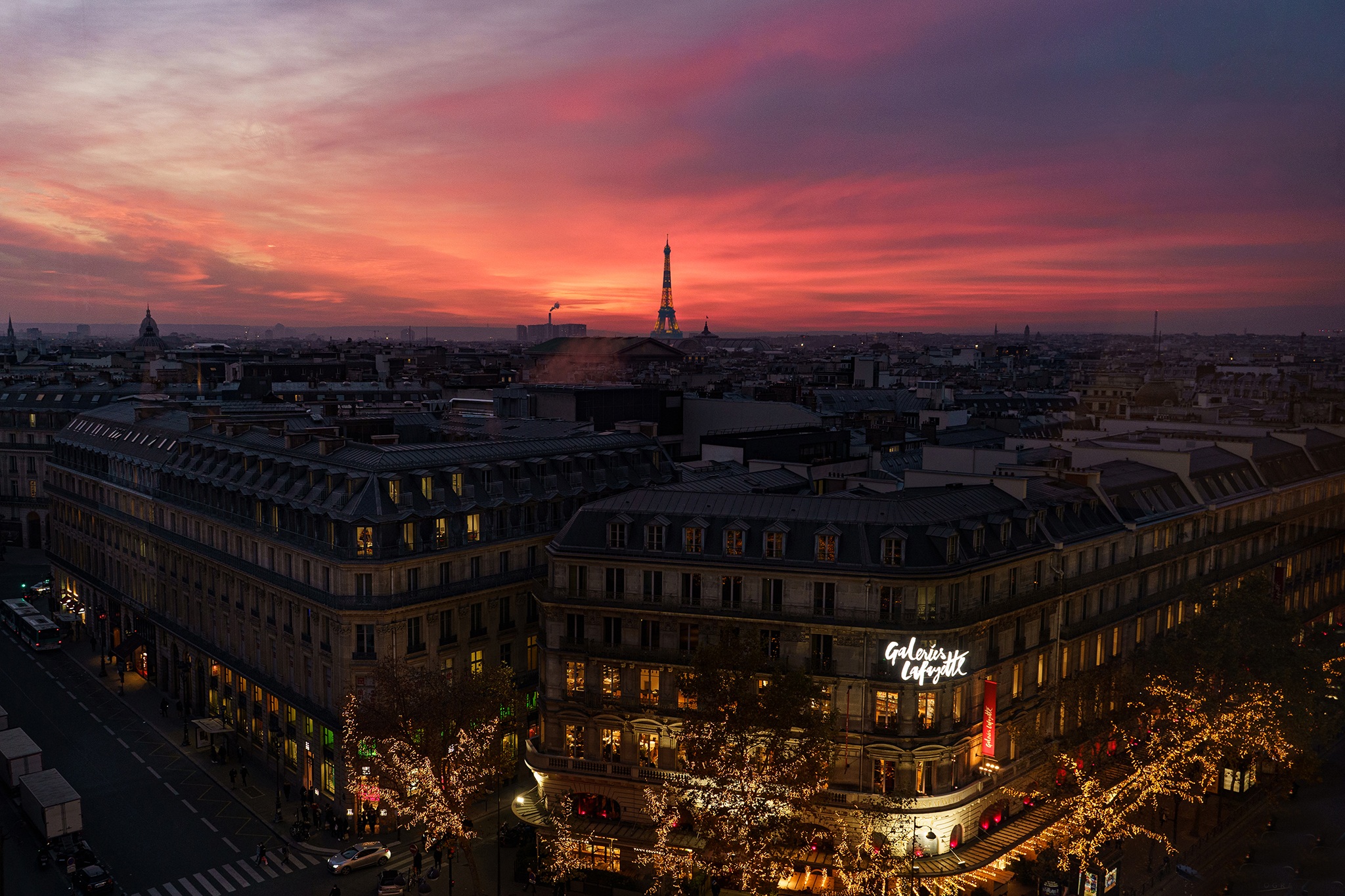 Những tọa độ check-in triệu view hút khách Việt ở Paris - 5