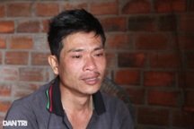 Xót xa 3 đứa bé lặn lội mò ốc nuôi cha ung thư dạ dày, mẹ hở van tim