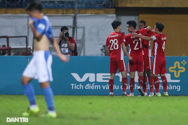 Những khoảnh khắc CLB Viettel chạm một tay vào chức vô địch V-League - 11 Những khoảnh khắc CLB Viettel chạm một tay vào chức vô địch V-League - 11