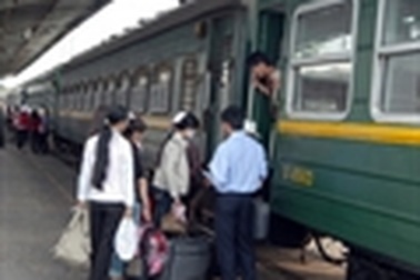 Giảm 10% giá vé tàu cho học sinh đi thi ĐH