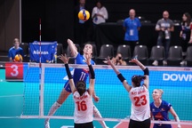 Tuyển bóng chuyền nữ Việt Nam thua Pháp trong trận đấu lịch sử