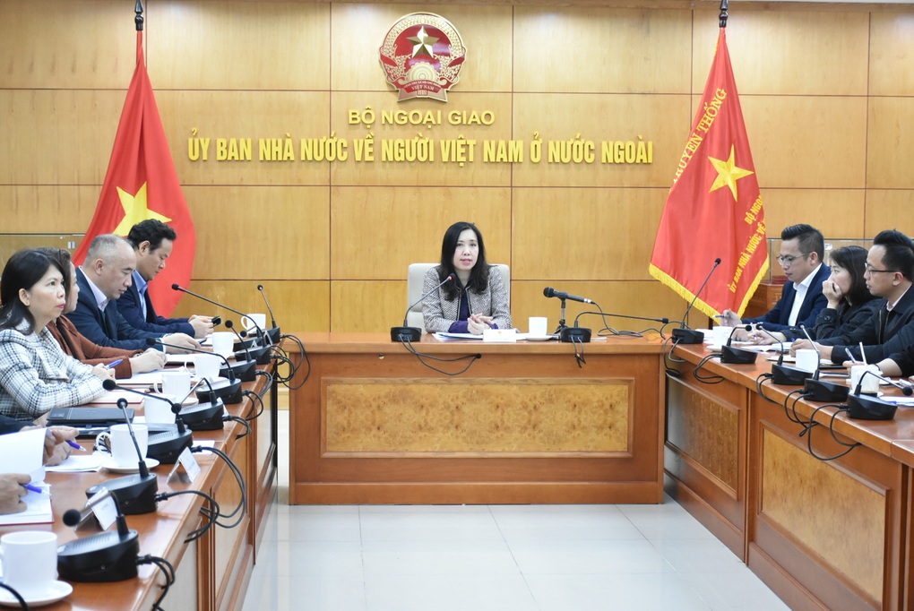 Bộ Ngoại giao nêu 7 trọng tâm về công tác người Việt Nam ở nước ngoài - 2 Bộ Ngoại giao nêu 7 trọng tâm về công tác người Việt Nam ở nước ngoài - 2