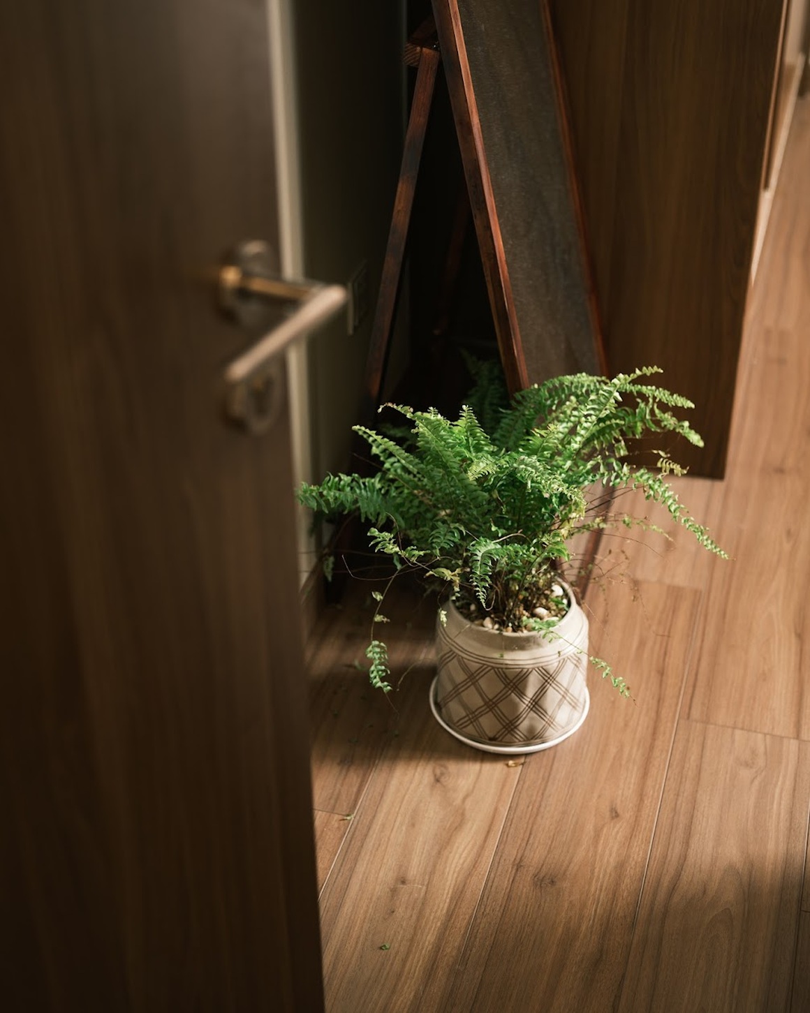Căn hộ nàng độc thân với gu lạ, mê mẩn nội thất tông be kèm chút hồng phấn - 13 Căn hộ nàng độc thân với gu lạ, mê mẩn nội thất tông be kèm chút hồng phấn - 13