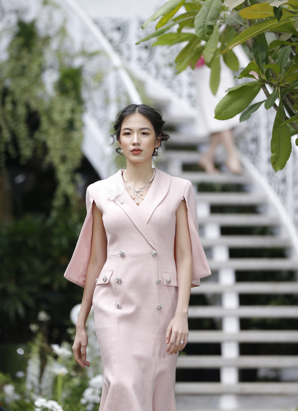 Nữ chủ tịch 9X từng lọt top 10 hoa hậu khẳng định sân chơi sắc đẹp là bệ đỡ - 10 Nữ chủ tịch 9X từng lọt top 10 hoa hậu khẳng định sân chơi sắc đẹp là bệ đỡ - 10