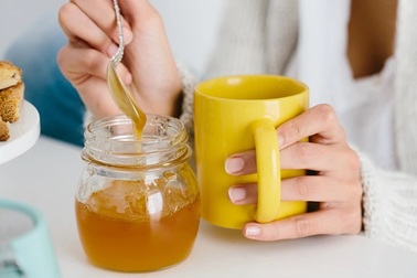 Cơ thể thay đổi ra sao nếu uống nước ấm mật ong mỗi ngày?