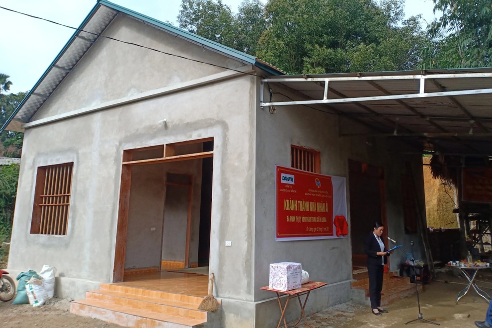 Thêm 4 hoàn cảnh khó khăn tại Thái Nguyên đón nhận Ngôi nhà Nhân ái - 2 Thêm 4 hoàn cảnh khó khăn tại Thái Nguyên đón nhận Ngôi nhà Nhân ái - 2