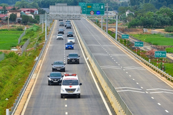 Thông xe tuyến đường cao tốc Mai Sơn quốc lộ 45