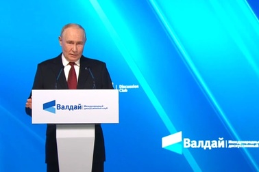 Tổng thống Putin lần đầu lên tiếng về cảnh báo hạt nhân với NATO