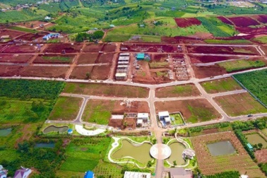 Công an yêu cầu cung cấp hồ sơ việc hiến đất làm đường ở Lâm Đồng