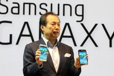 CEO Samsung có nguy cơ bị sa thải vì doanh số Galaxy S5 gây thất vọng