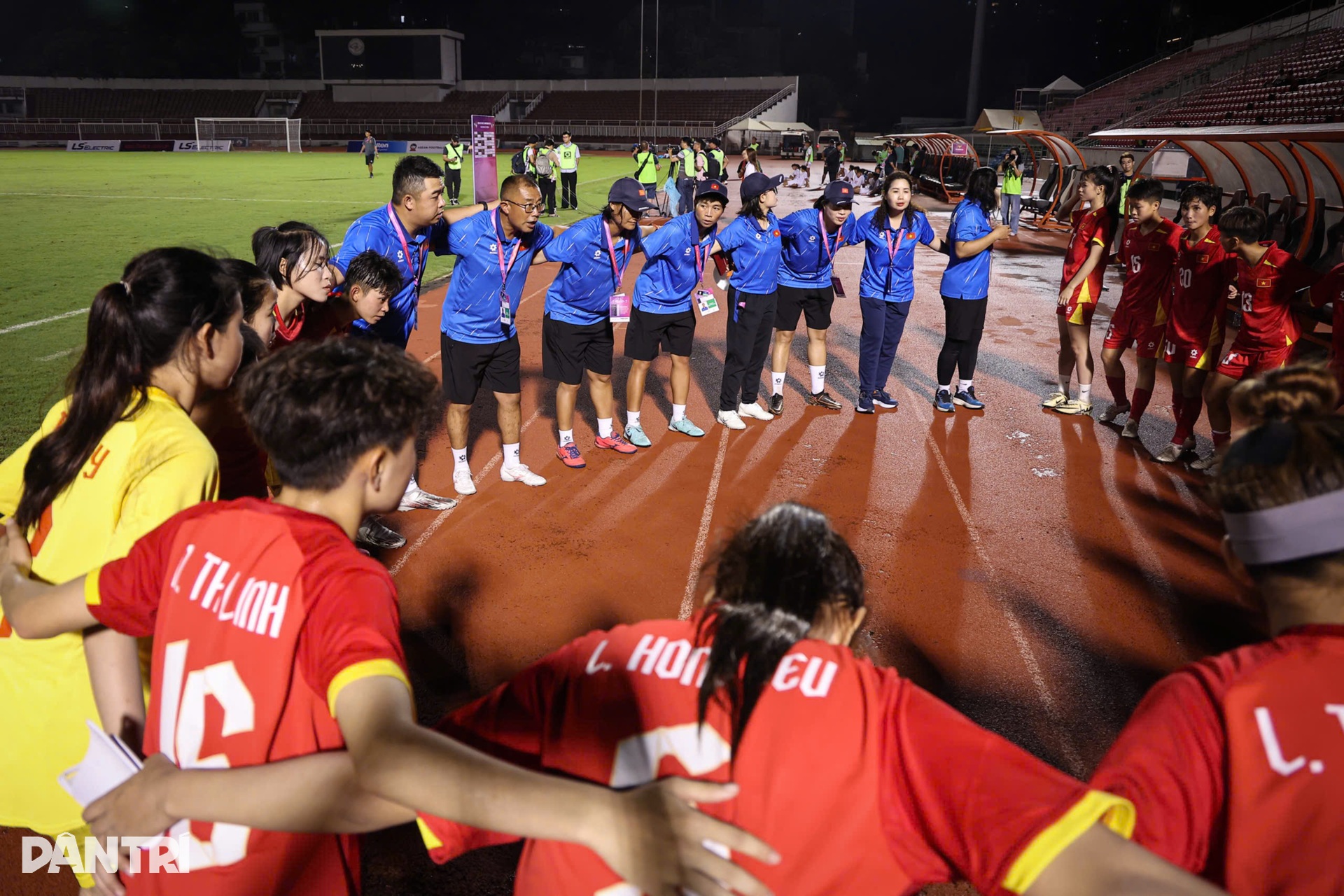U19 nữ Việt Nam xuất sắc chiến thắng ở trận ra quân giải Đông Nam Á 2025 - 12 U19 nữ Việt Nam xuất sắc chiến thắng ở trận ra quân giải Đông Nam Á 2025 - 12