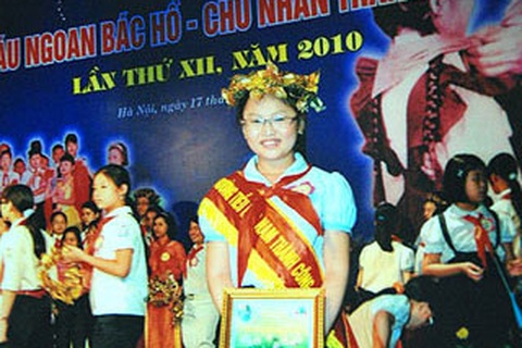 Mới 10 tuổi đã vinh dự là đại biểu ĐH Thi đua yêu nước
