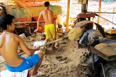 Báo động ô nhiễm môi trường và mất an toàn lao động tại Nghệ An!