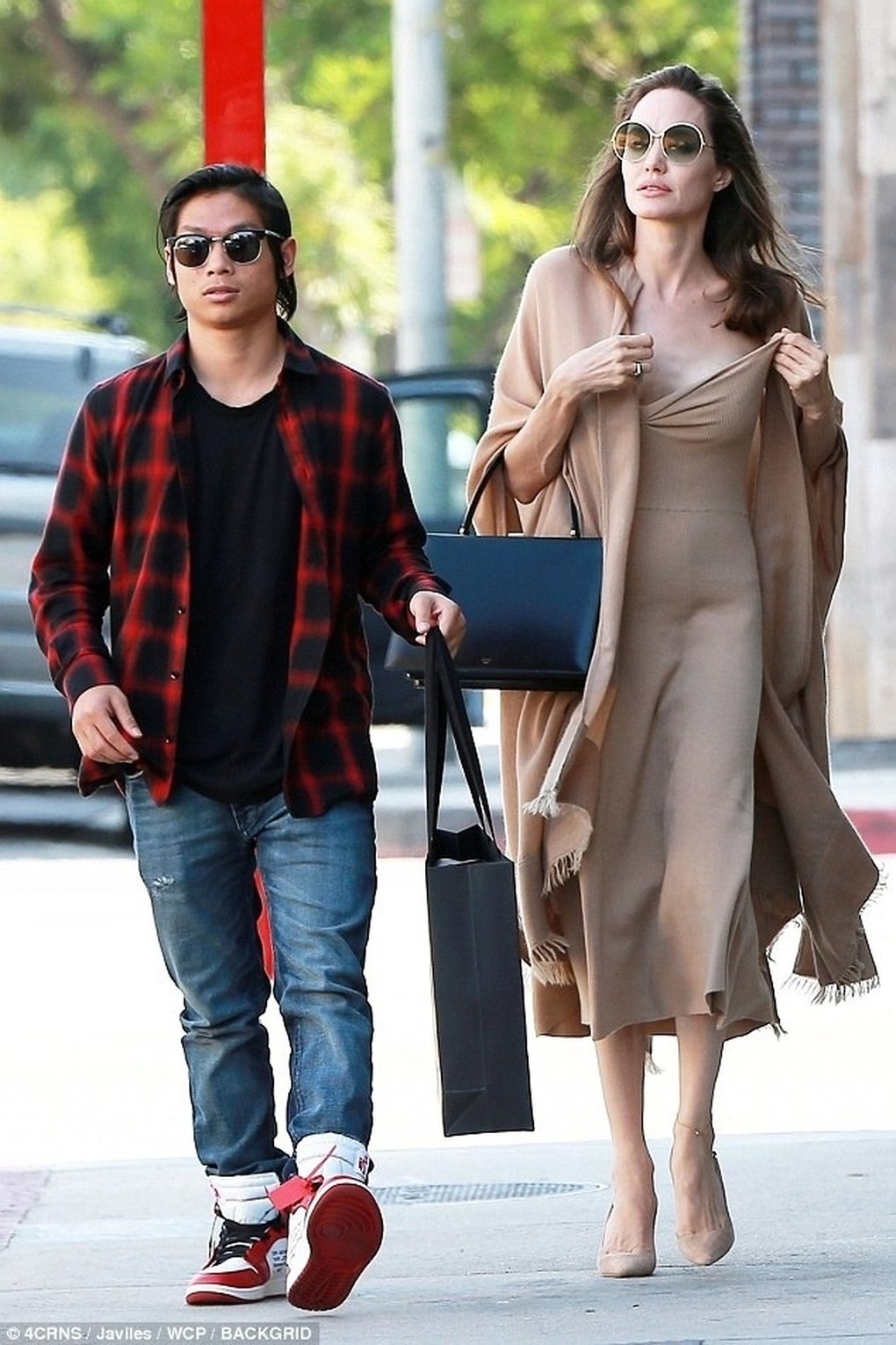 Pax Thiên - con nuôi của Angelina Jolie - ngày càng nổi loạn - 3 Pax Thiên - con nuôi của Angelina Jolie - ngày càng nổi loạn - 3